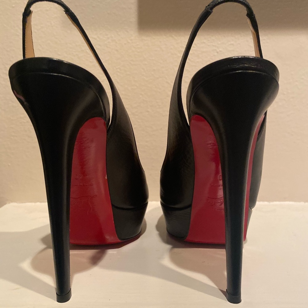 Christian Louboutin Heels Autographed - Picture 4 of 4